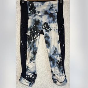 LULULEMON Stop at Nothing Run Crop Leggings Yoga Cropped Pants Size 4.